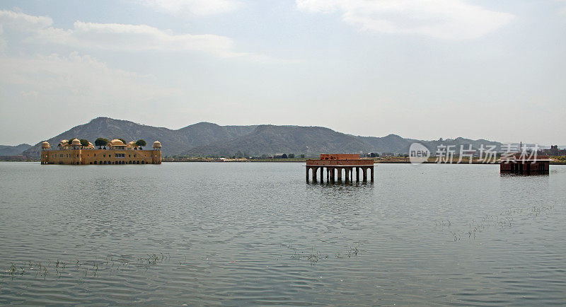 印度:斋浦尔的Jal Mahal